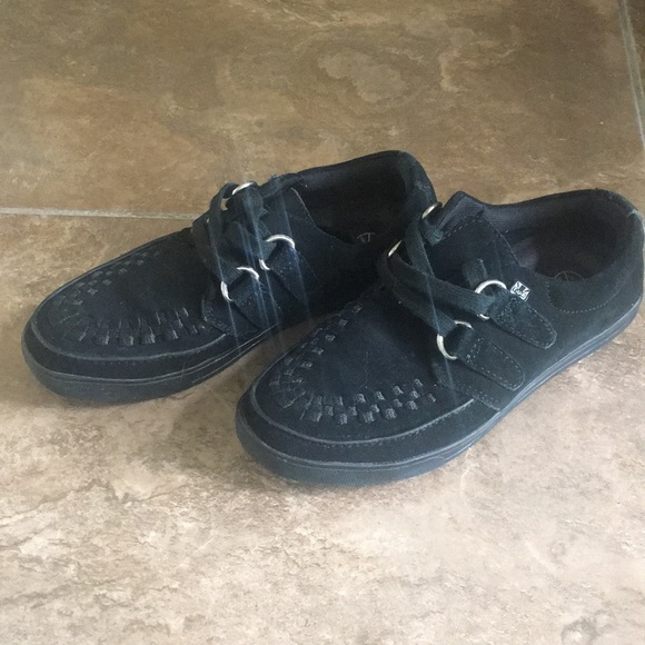 Barely worn T.U.K sneakers. US men’s 4 - Picture 2 of 6